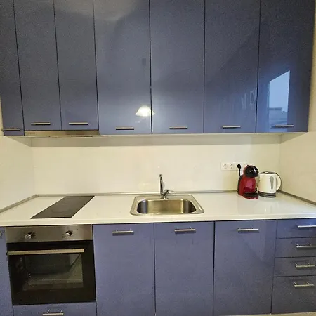 Апартаменты Lions Bridge 1bdrm